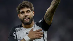Yuri Alberto comemorando gol pelo Corinthians. (Photo by Miguel Schincariol/Getty Images)