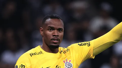 Carlos Miguel surgiu muito bem com a camisa do Corinthians.