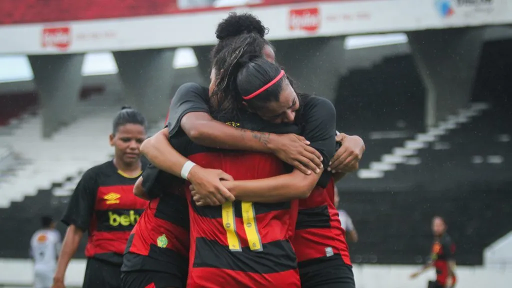 Grupo de jogadoras do Sport