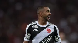 Paulo Henrique, jogador do Vasco, durante partida contra o Flamengo, pelo Brasileirão Betano. Foto: Thiago Ribeiro/AGIF.