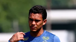 Veron durante treino no CT Rei Pelé.