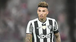 Igor Jesus em ação pelo Botafogo -Foto: Thiago Ribeiro/AGIF