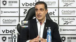 Paiva no comando do Botafogo. Foto: Vitor Silva/Botafogo