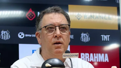 - Presidente Marcelo Teixeira durante coletiva no Santos