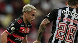 - Matheus Gonçalves jogando pelo Flamengo