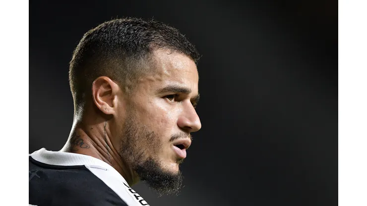 Coutinho jogador do Vasco durante partida contra o Sport no estádio São Januário pelo campeonato Brasileiro A 2025. Foto: Thiago Ribeiro/AGIF