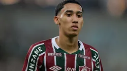 Joia do Fluminense, Isaque vive expectativa de voltar a entrar em campo - Foto: Thiago Ribeiro/AGIF