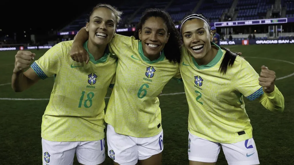 Seleção Brasileira Feminina no amistoso contra os Estados Unidos