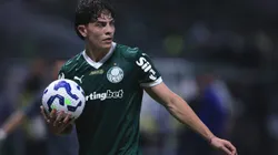 SP - SAO PAULO - 27/04/2025 - BRASILEIRO A 2025, PALMEIRAS X BAHIA - Agustin Giay jogador do Palmeiras durante partida contra o Bahia no estadio Arena Allianz Parque pelo campeonato Brasileiro A 2025. Foto: Ettore Chiereguini/AGIF