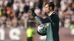 Léo Jardim, goleiro do Vasco, durante partida contra o Operário, pela Copa Betano do Brasil. Foto: Joao Vitor Rezende Borba/AGIF.