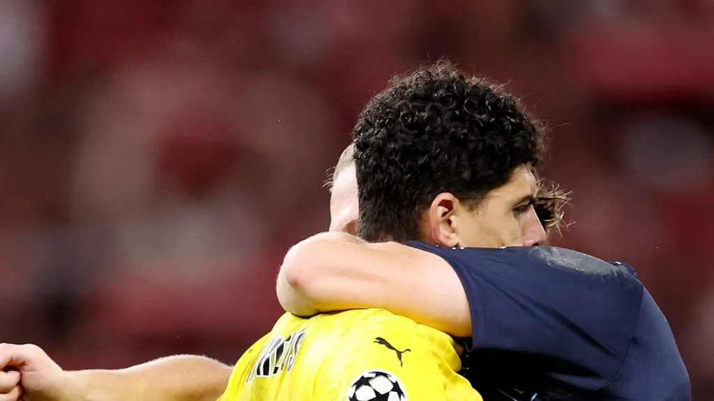 Foto: Maja Hitij/Getty Images – Goleiro de 33 anos fez a carreira no Braga e foi revelado pelo América-MG.