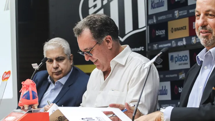 Marcelo Teixeira presidente do Santos durante coletiva de imprensa realizada na Vila Belmiro. Foto: Reinaldo Campos/AGIF