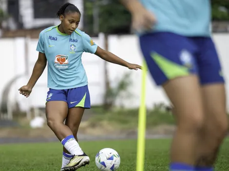 Allyne celebra momento com a Amarelinha e foca no Uruguai