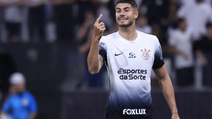 Pedro Raul, ex-jogador do Corinthians, durante partida contra o Juventude pelo campeonato Brasileiro A 2024. Foto: Marcello Zambrana/AGIF