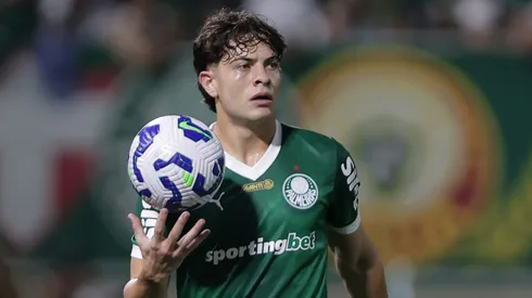 Giay vem ganhando espaço no Palmeiras.