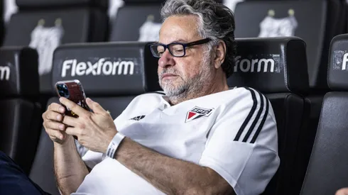 Julio Casares busca um lateral-direito no São Paulo, mas austeridade financeira trava acordo. Foto: Abner Dourado/AGIF