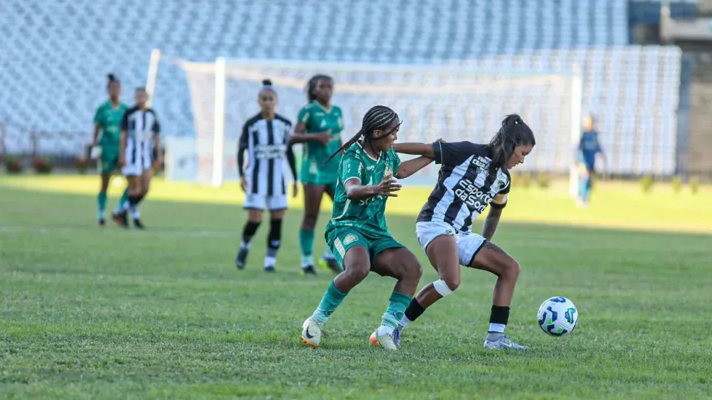 Jogadoras do Ceará e Atlético Piauiense