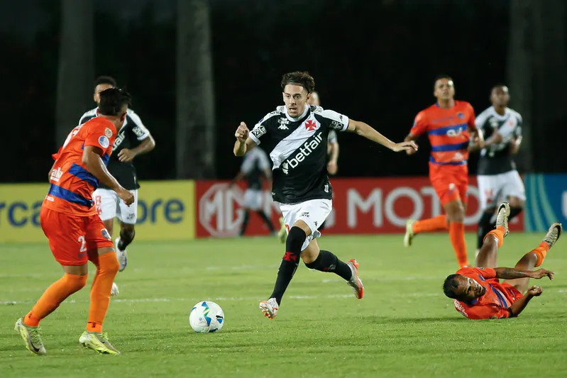 Vasco foi goleado pelo Puerto Cabello pela Sul-Americana. Foto: Matheus Lima/Vasco