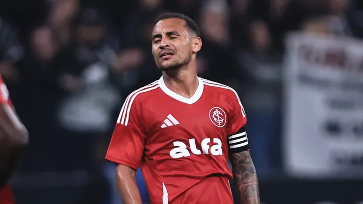 Alan Patrick se posiciona após derrota do Internacional