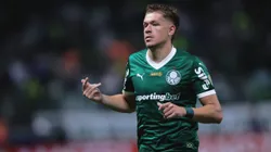 SP - SAO PAULO - 09/04/2025 - COPA LIBERTADORES 2025, PALMEIRAS X CERRO PORTENO - Bruno Fuchs jogador do Palmeiras durante partida contra o Cerro Porteno no estadio Arena Allianz Parque pelo campeonato Copa Libertadores 2025. Foto: Ettore Chiereguini/AGIF