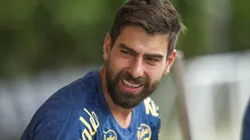 Zagueiro estava sem espaço - Foto: Reinaldo Campos/AGIF.