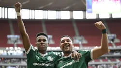 Estêvão e Vitor Roque comemorando gol diante do Vasco. Foto: Mateus Bonomi/AGIF