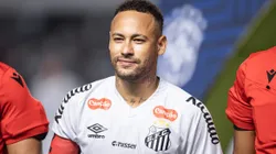 Neymar durante partida entre Santos e Atlético-MG, na Vila Belmiro, pelo Brasileirão.