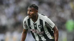 Cuiabano durante partida do Fogão no ano passado.