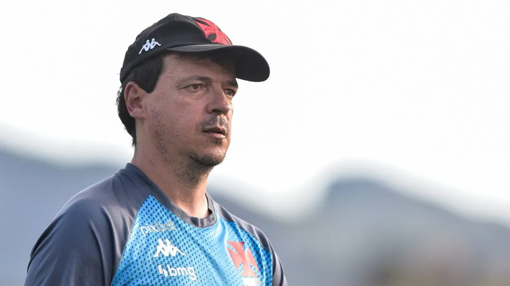 Fernando Diniz será o novo técnico de Coutinho. Foto: Thiago Ribeiro/AGIF.