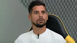 Cicinho é ex-jogador e atual comentarista (Foto: Reprodução)
