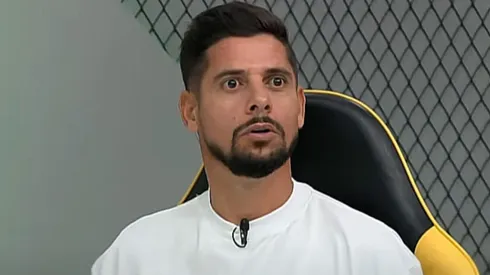 Cicinho é ex-jogador e atual comentarista (Foto: Reprodução)