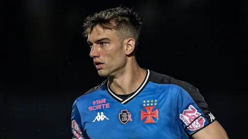 Léo Jardim durante jogo no Vasco pelo Brasileirão Betano.