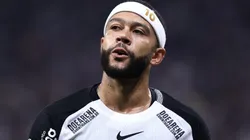 Memphis Depay em ação pelo Corinthians - Foto: Marcello Zambrana/AGIF