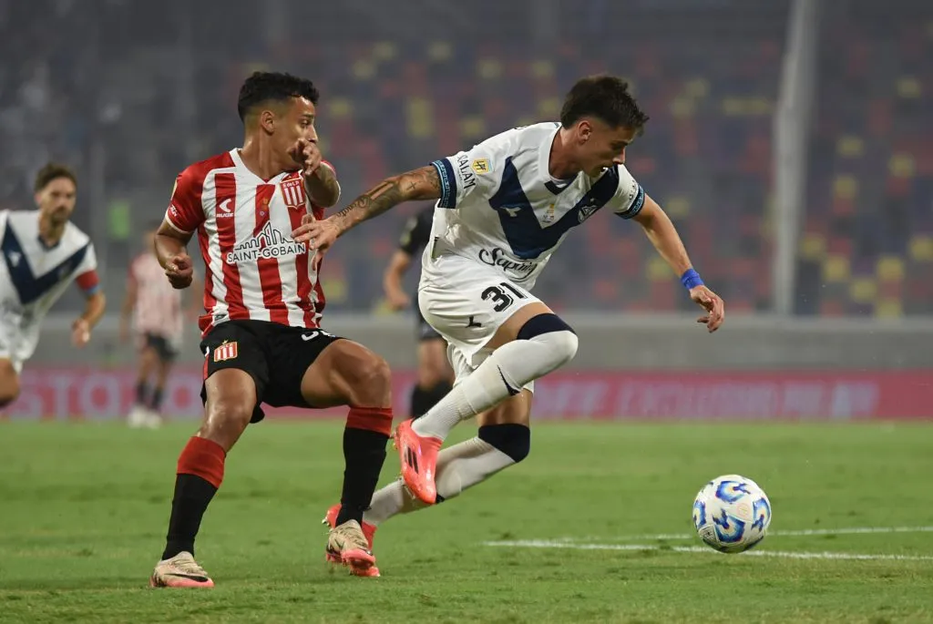 Valentín Gómez em ação pela equipe argentina. Photo by Joaquín Camiletti/Getty Images 