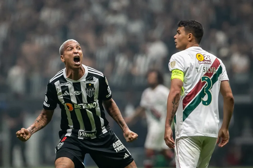 Deyverson  jogador do Atletico-MG comemora seu gol durante partida contra o Fluminense – Foto: Fernando Moreno/AGIF