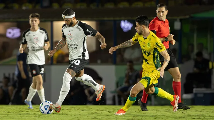 Memphis jogador do Corinthians durante partida contra o Mirasso - Foto: Joisel Amaral/AGIF