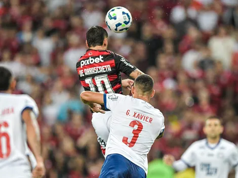 Flamengo bate o Bahia e dorme na liderança do Brasileirão