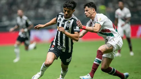MG - BELO HORIZONTE - 25/09/2024 - COPA LIBERTADORES 2024, ATLETICO-MG X FLUMINENSE - Gustavo Scarpa jogador do Atletico-MG durante partida contra o Fluminense no estadio Arena MRV pelo campeonato Copa Libertadores 2024. Foto: Fernando Moreno/AGIF