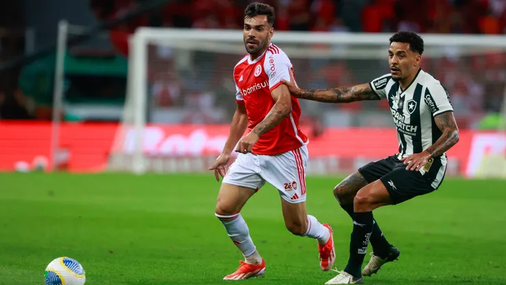 Botafogo e Internacional se encaram pelo Brasileirão Betano 2025. Foto: Luiz Erbes/AGIF