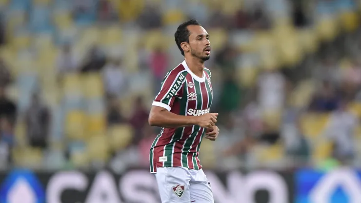 Lima irá desfalcar o Fluminense contra o Atlético-MG - Foto: Thiago Ribeiro/AGIF