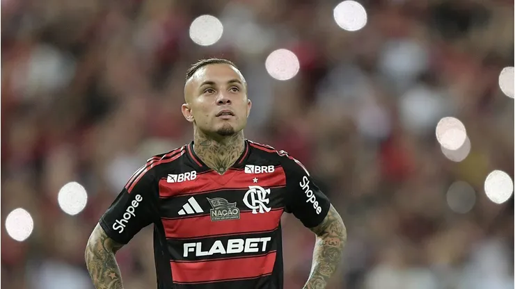 RJ - RIO DE JANEIRO - 10/05/2025 - BRASILEIRO A 2025, FLAMENGO X BAHIA - Everton Cebolinha jogador do Flamengo durante partida contra o Bahia no estadio Maracana pelo campeonato Brasileiro A 2025. Foto: Thiago Ribeiro/AGIF