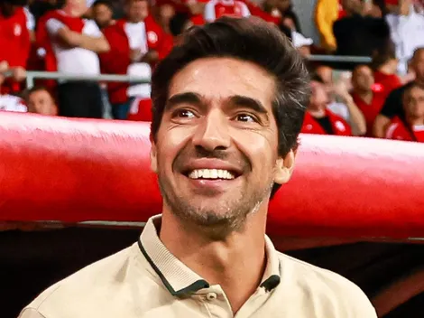 Abel recebe reclamações por causa de Vitor Roque