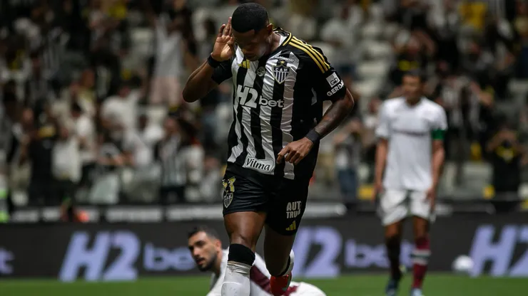 MG - BELO HORIZONTE - 11/05/2025 - BRASILEIRO A 2025, ATLETICO-MG X FLUMINENSE -Junios Santos jogador do Atletico-MG comemora seu gol durante partida contra o Fluminense no estadio Arena MRV pelo campeonato Brasileiro A 2025. Foto: Fernando Moreno/AGIF
