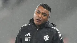 Roger Machado tecnico do Internacional durante partida contra o Botafogo no estadio Engenhao pelo campeonato Brasileiro A 2025. Foto: Thiago Ribeiro/AGIF