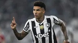Botafogo de Igor Jesus sobe quatro posições na classificação
