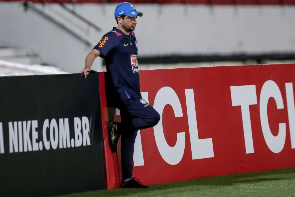 Treinador da Seleção Brasileira Feminina. Foto: Rafael Vieira/AGIF