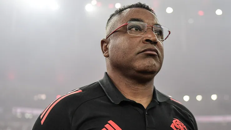 Roger Machado está preocupado com a Libertadores