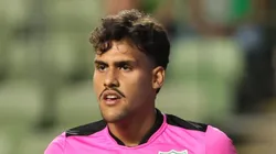 MG - BELO HORIZONTE - 05/02/2025 - MINEIRO 2025, AMERICA-MG X CRUZEIRO - Matheus Mendes goleiro do America-MG durante partida contra o Cruzeiro no estadio Independencia pelo campeonato Mineiro 2025.