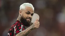 Michael durante partida pelo Fla.