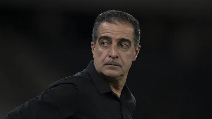 Renato Paiva, técnico do Botafogo